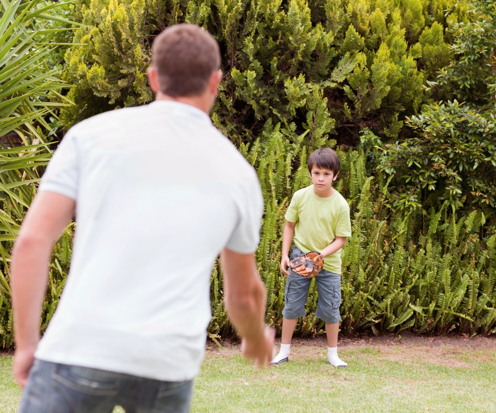 Be A Healthy Parent With Your Kid In Sports