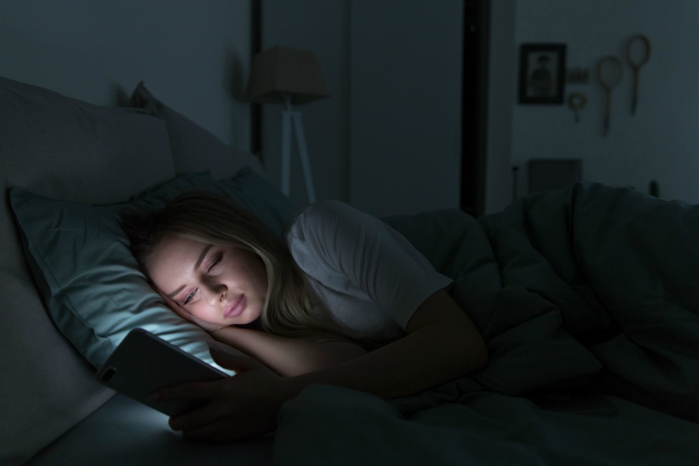 Setting Goals For Social Media So You Don't Fall Down the Rabbit Hole