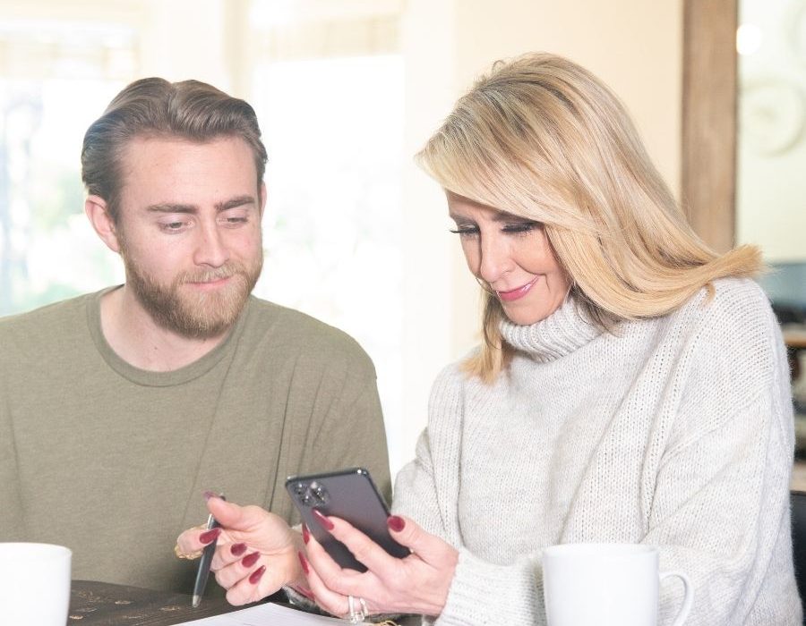 What Is The Instagram Algorithm and How Does it Work?